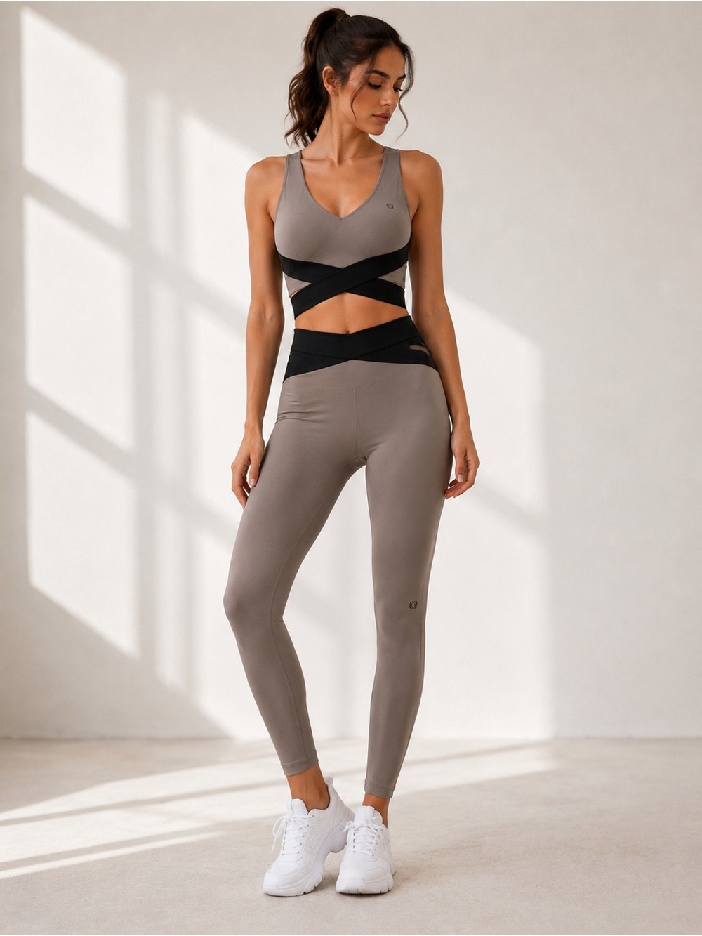 Le Ore Cross-Back Yoga Set β Size M β New Without Tags (NWOT) π©Άπ§π»ββοΈ - Picture 3 of 12